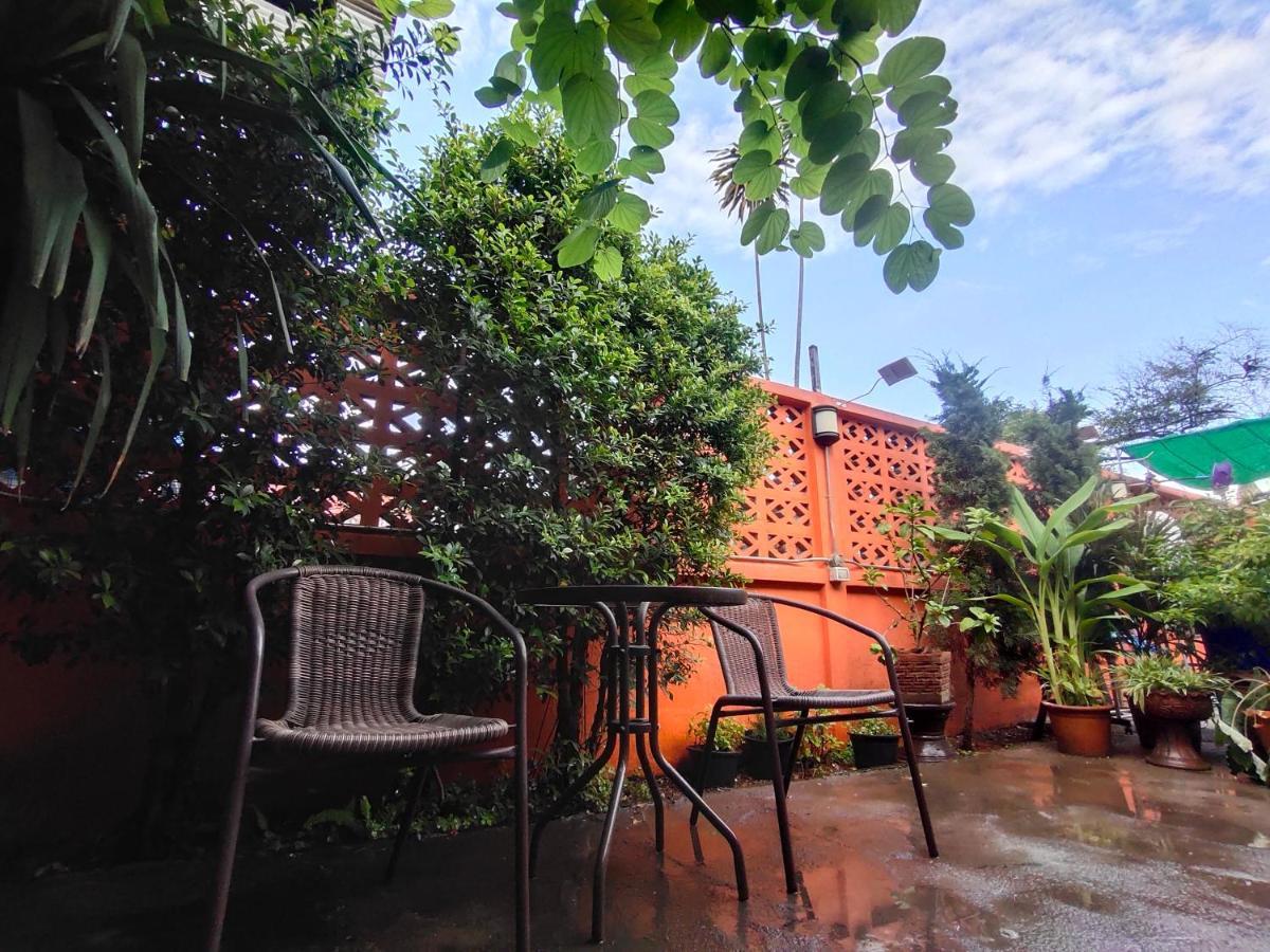 Nai Wiang Poshtel Hostel เชียงใหม่ ภายนอก รูปภาพ