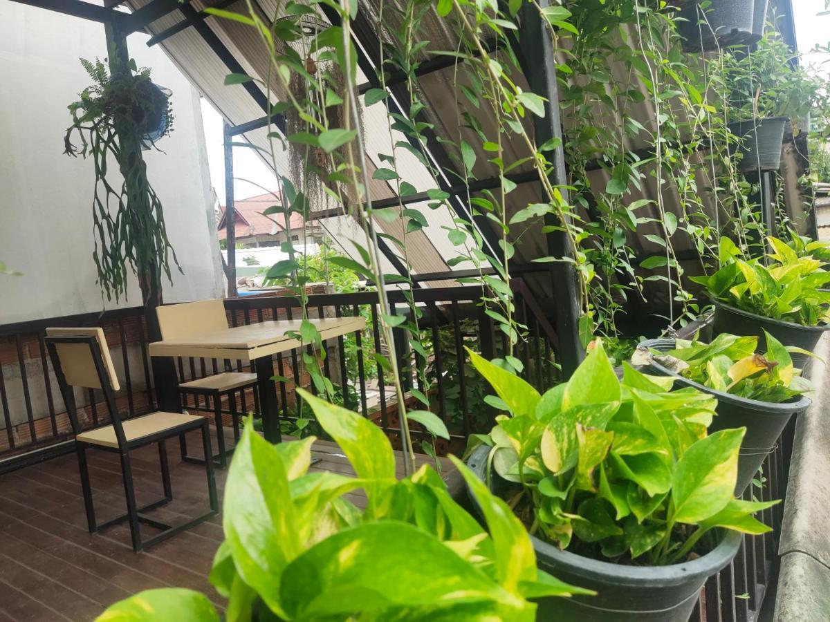 Nai Wiang Poshtel Hostel เชียงใหม่ ภายนอก รูปภาพ
