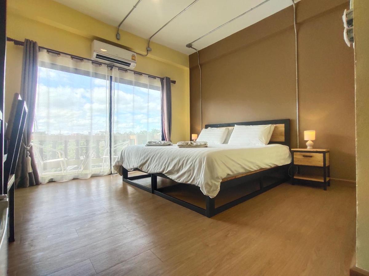 Nai Wiang Poshtel Hostel เชียงใหม่ ภายนอก รูปภาพ