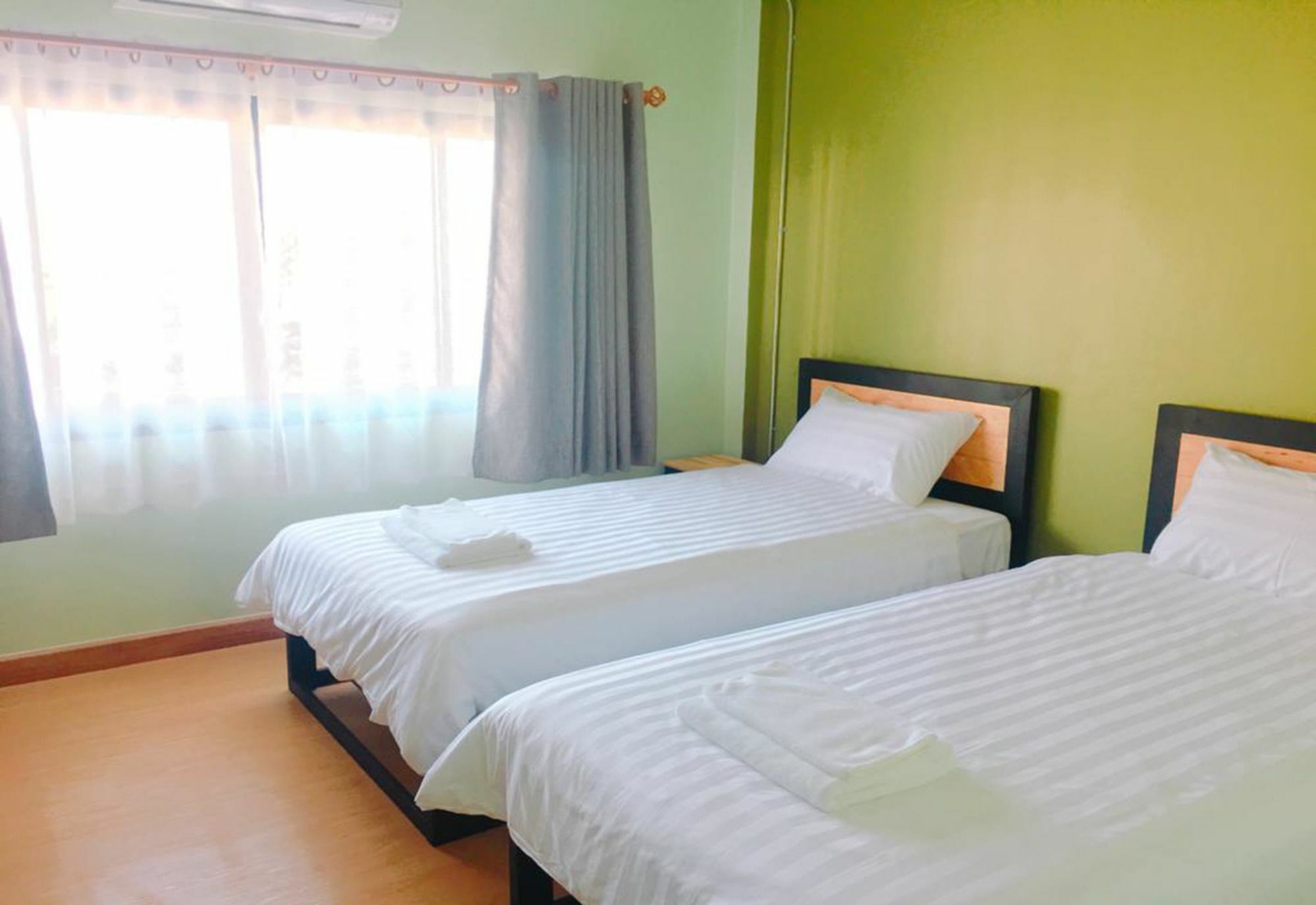 Nai Wiang Poshtel Hostel เชียงใหม่ ภายนอก รูปภาพ