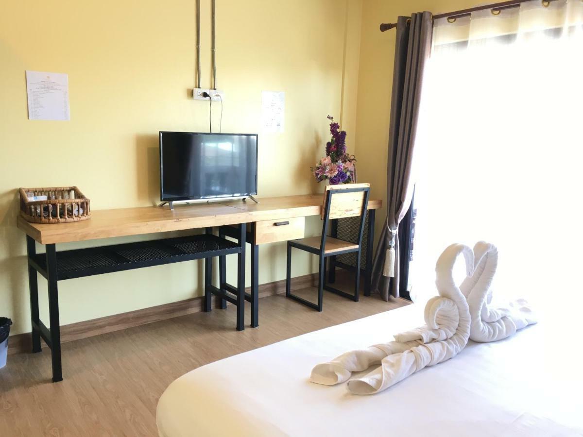 Nai Wiang Poshtel Hostel เชียงใหม่ ภายนอก รูปภาพ