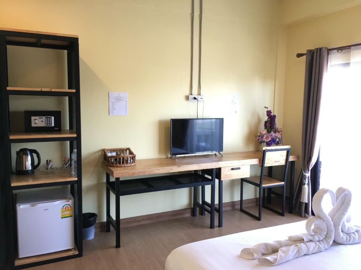 Nai Wiang Poshtel Hostel เชียงใหม่ ภายนอก รูปภาพ