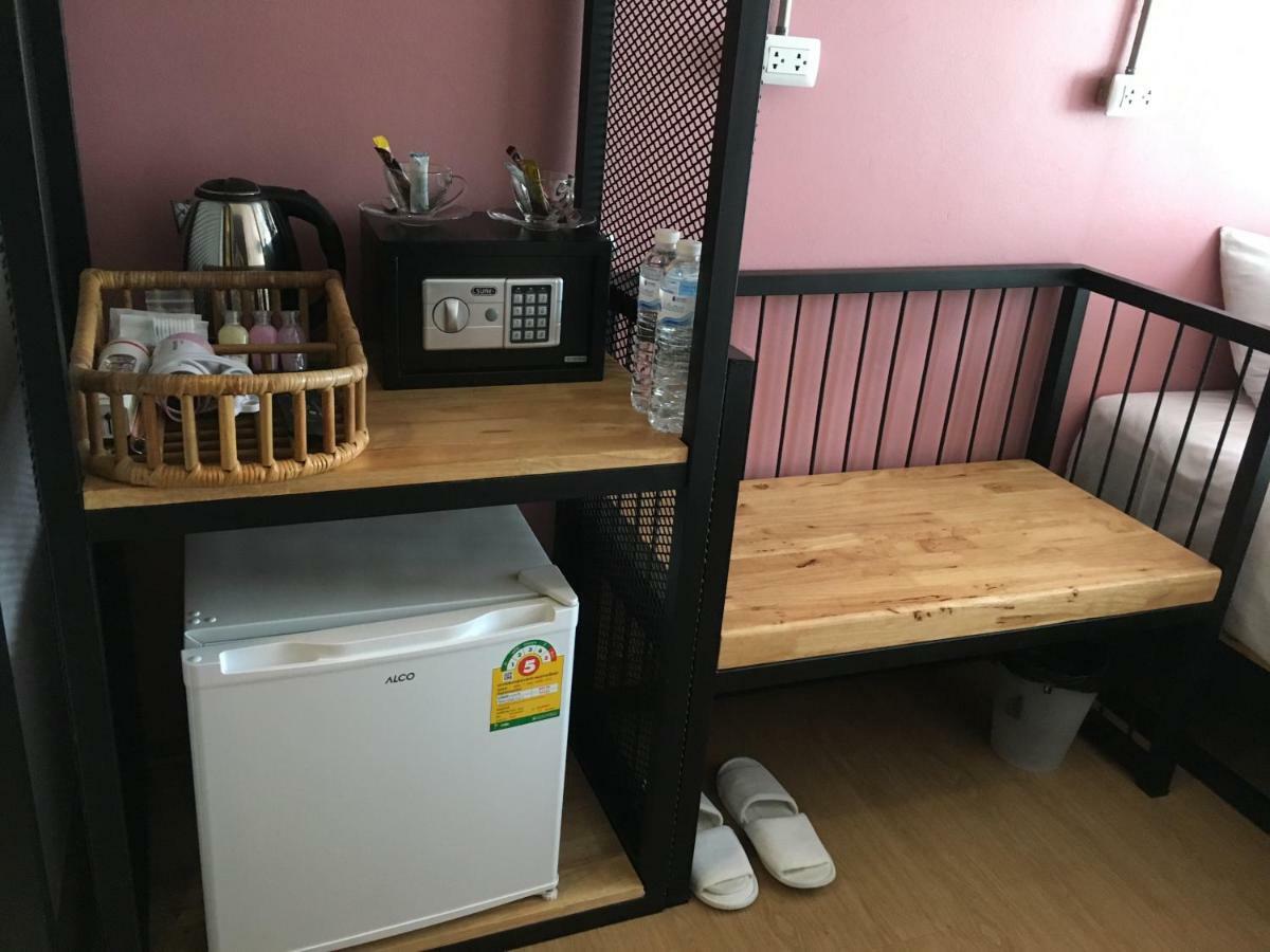 Nai Wiang Poshtel Hostel เชียงใหม่ ภายนอก รูปภาพ